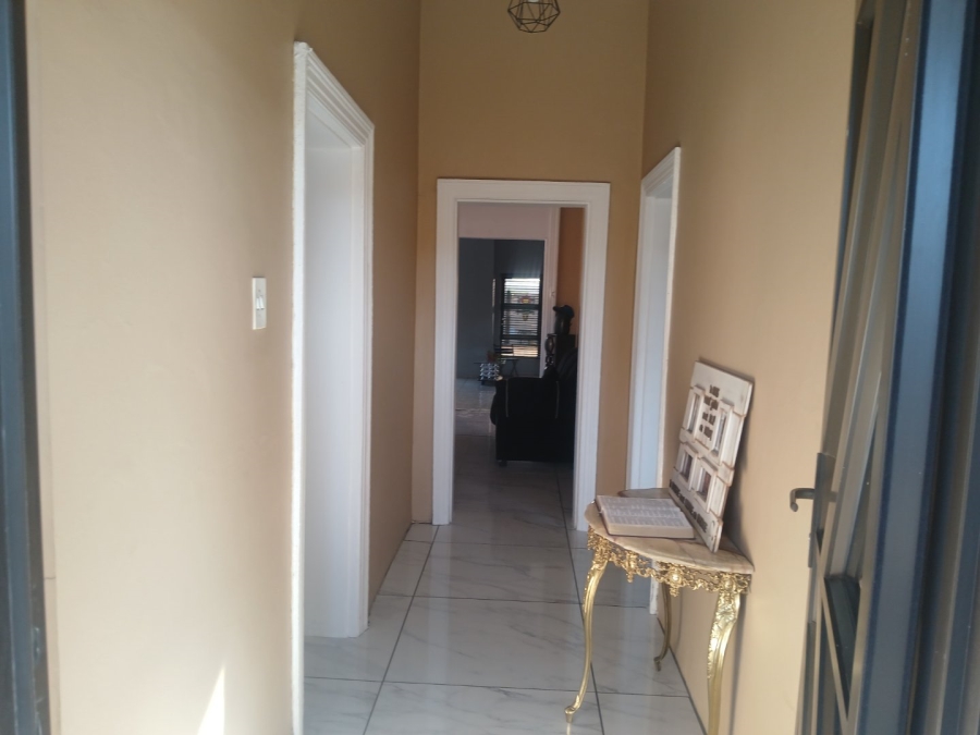 4 Bedroom Property for Sale in Kimberley North Northern Cape